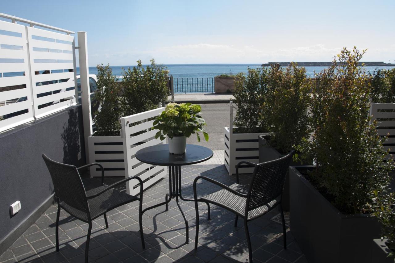 Ag Luxury Rooms Giardini Naxos Bagian luar foto